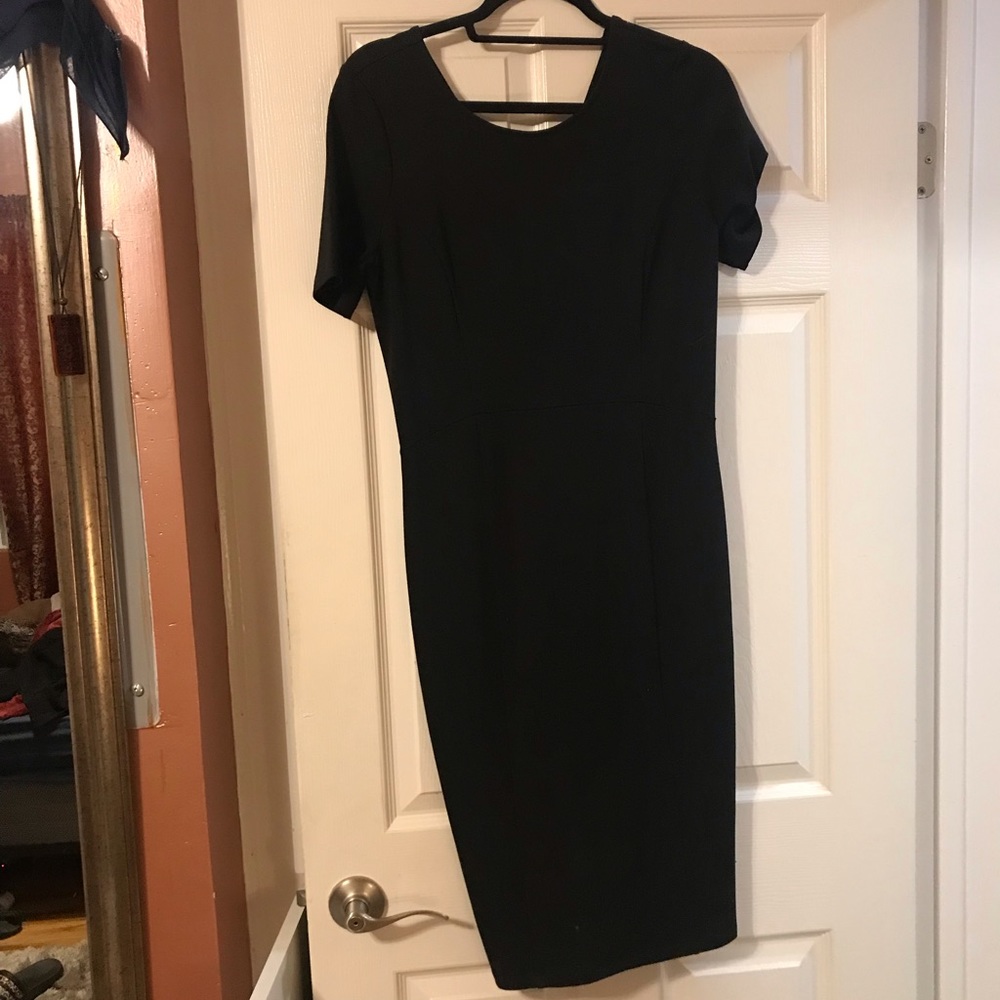 Dress with incredible lines. Shapes you For power and seduction